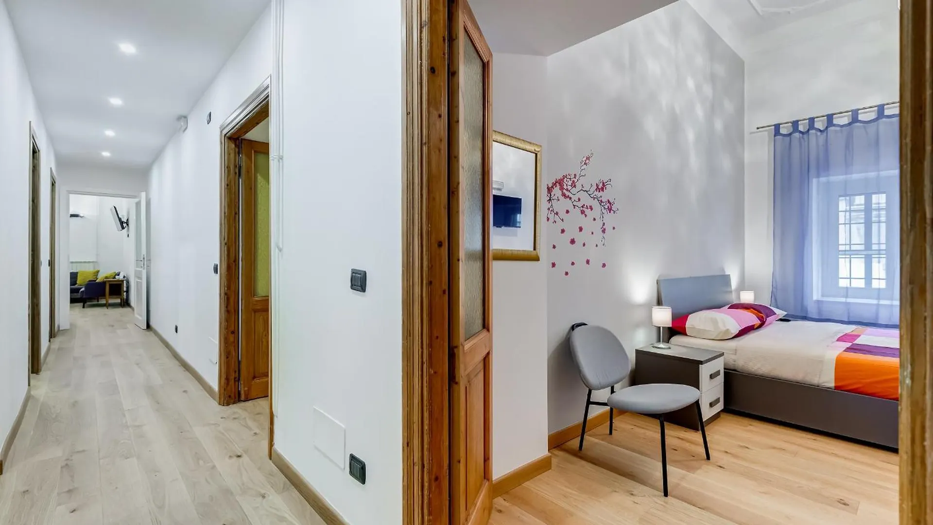 3-Bedroom Home Near Trastevere Station Rome Italy
