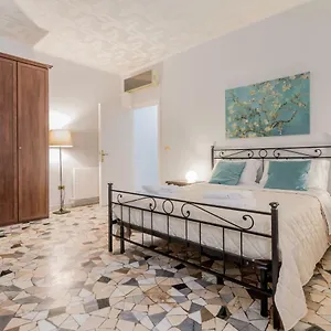 House Grimaldi Roma